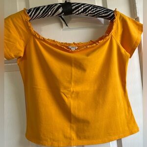 Guess orange Scalloped Off the shoulder Top size L